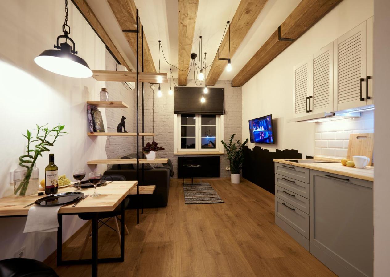 Be Happy Apartment Lviv Exterior photo